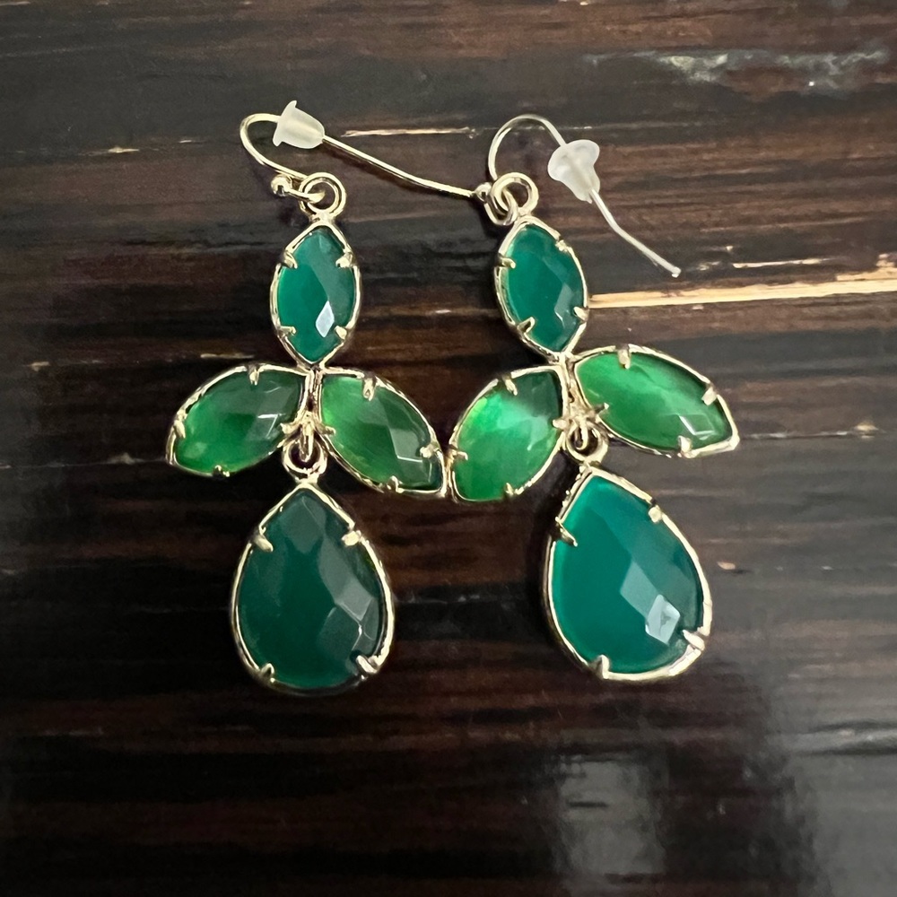 Kendra Scott Dangle earrings